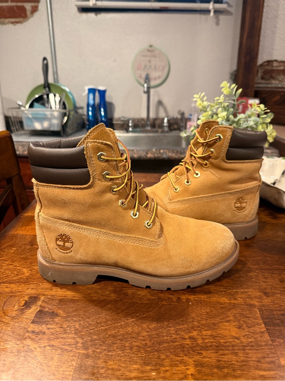 Women’s Timberland Boots (size 7.5)
